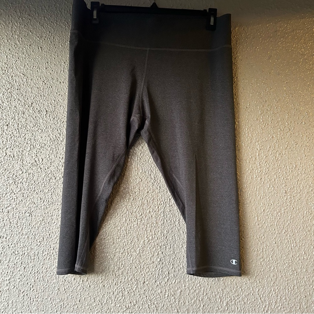 Champion performance power flex yoga capri plus size pants size 3X dark gray
